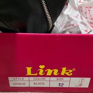 2 brand new pairs of little girls shoes